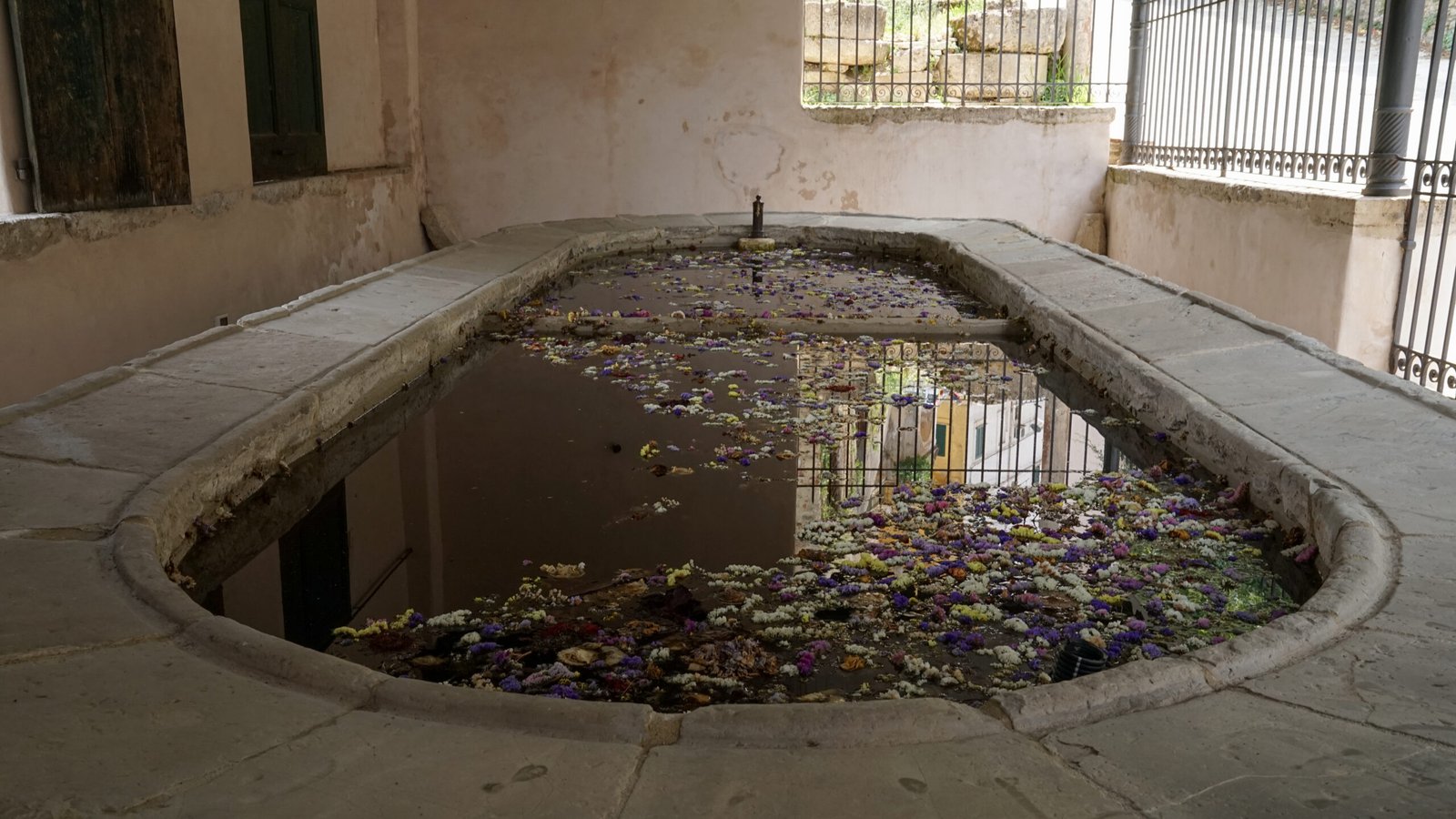 Fiori su questo fiore, 2025. Tecnica. Crediti fotografici: Michele Del Signore